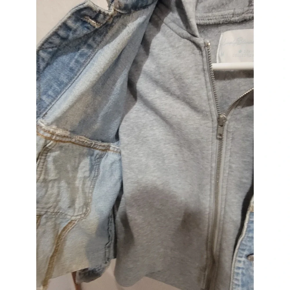 Lovely Bloom Denim Jacket M Blue Cropped Raw Hem Gray Hooded Layered Look Medium